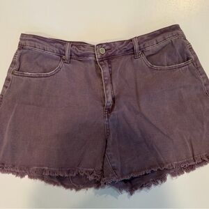 Zenana Outfitters Purple Frayed Hem Denim Shorts